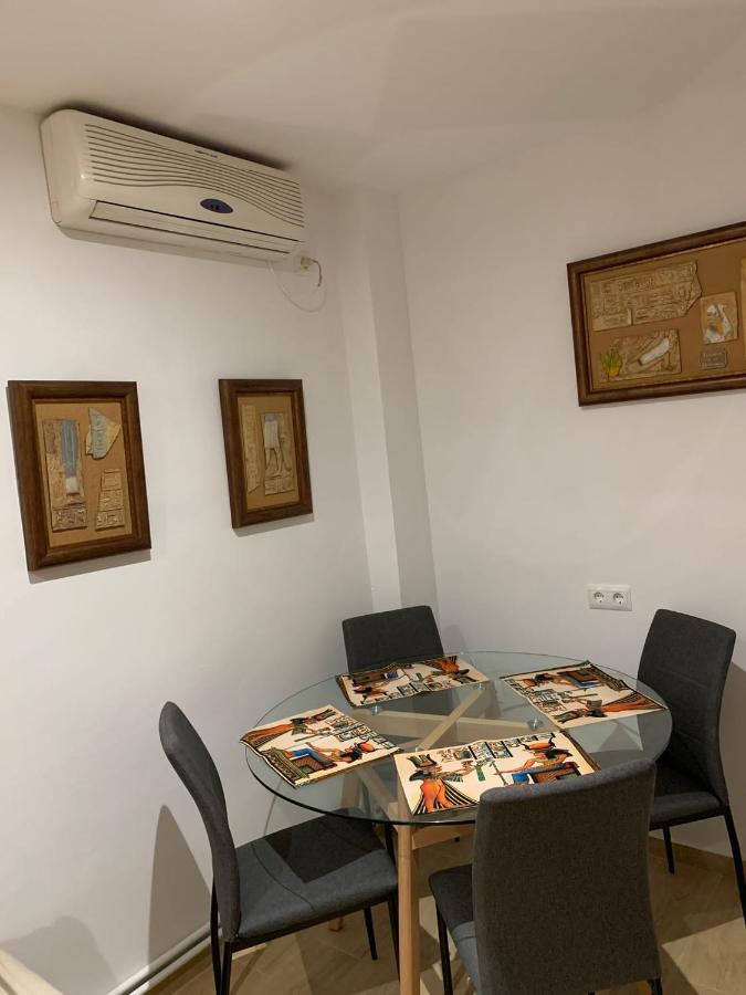 Hoster Egypt Verona Centro De โตเมโญโซ ภายนอก รูปภาพ
